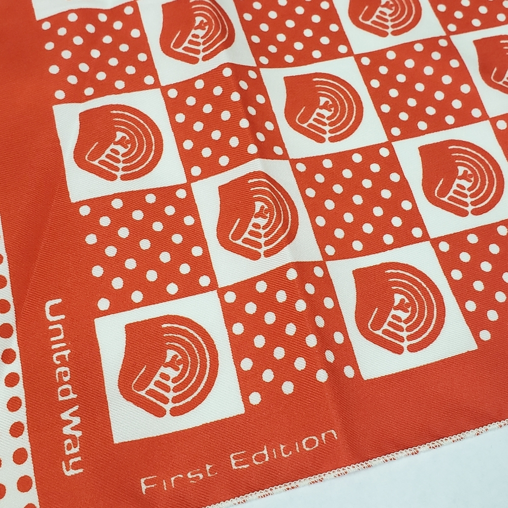 United Way VINTAGE Frankie Welch Scarf First Edition MOD Orange Polkado 32" - Picture 3 of 9